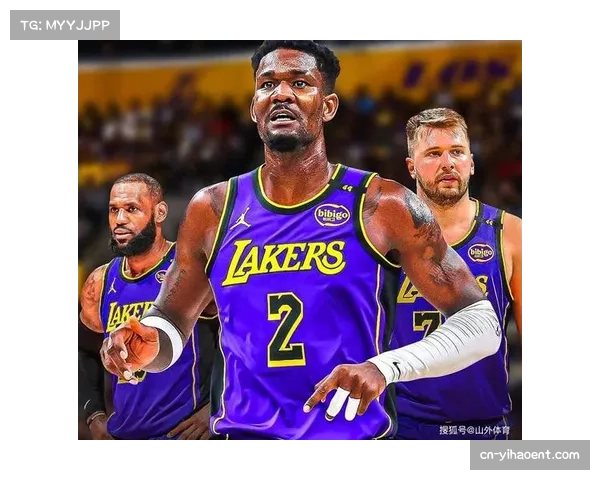 湖人小阵容机动性优势明显，挡拆防守漏洞亟待改善